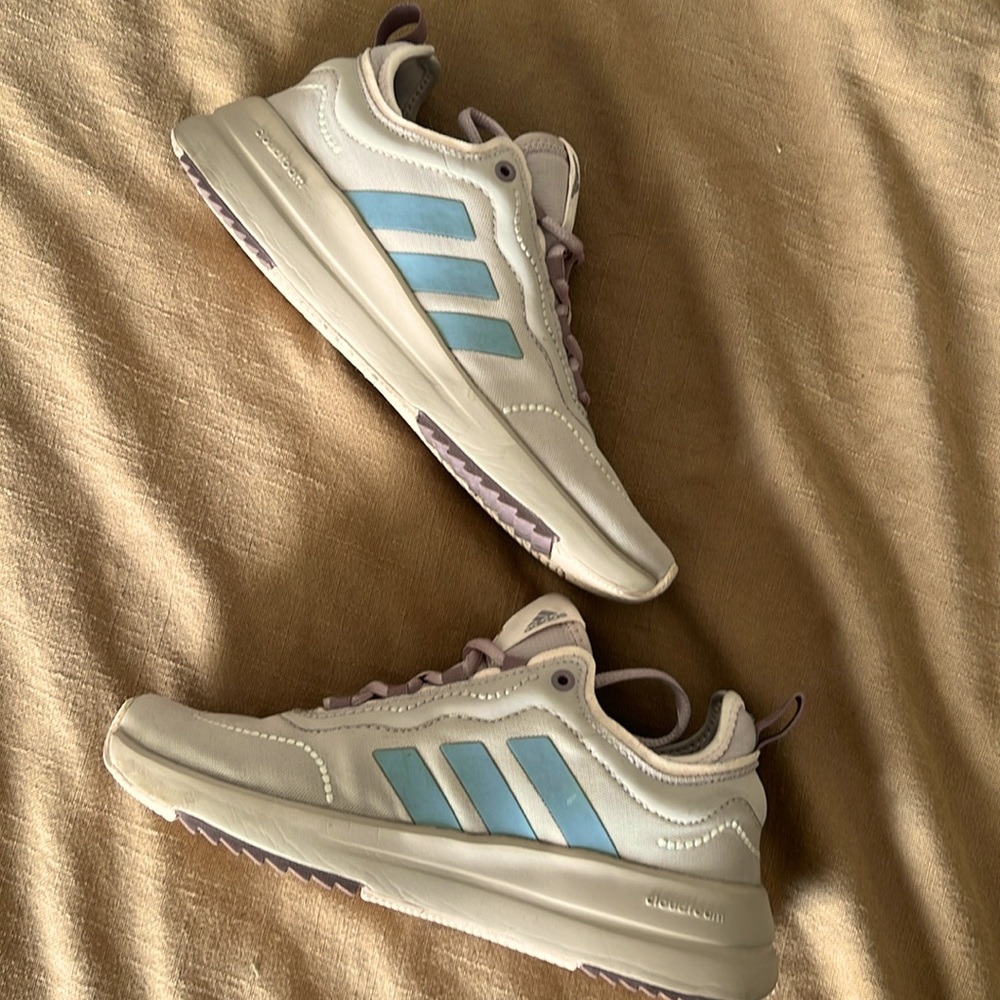 Adidas Cloudfoam Sneakers | Pale Pink Size: 6 1/2
